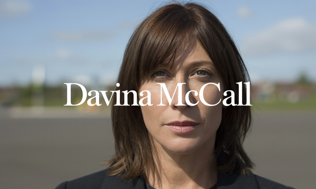 Illustration de Davina Mccall, personnalité publique